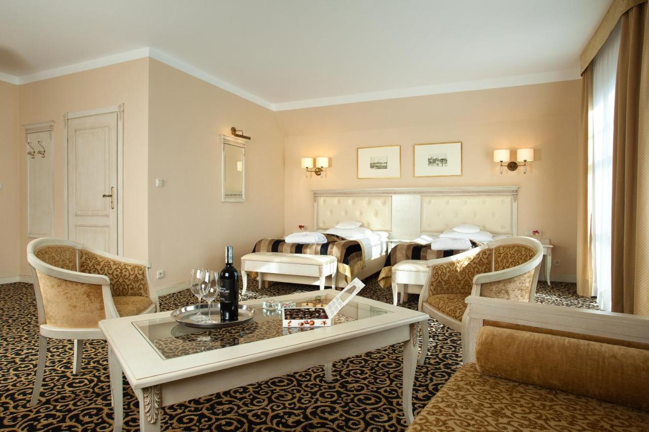 Hotel Royal Baltic 4* Luxury Boutique Устка Екстериор снимка